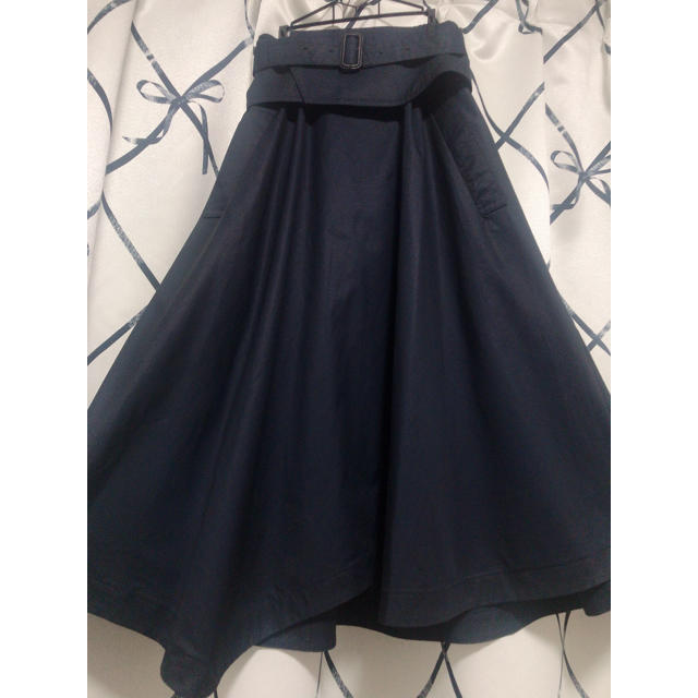 GRACE CONTINENTAL(グレースコンチネンタル)のベルト付きトレンチスカート レディースのスカート(ロングスカート)の商品写真