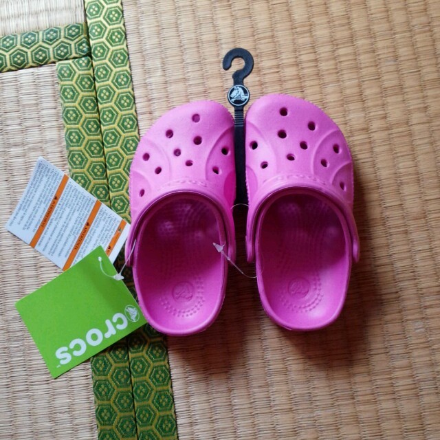 crocs(クロックス)の新品　クロックス キッズ/ベビー/マタニティのキッズ靴/シューズ(15cm~)(その他)の商品写真