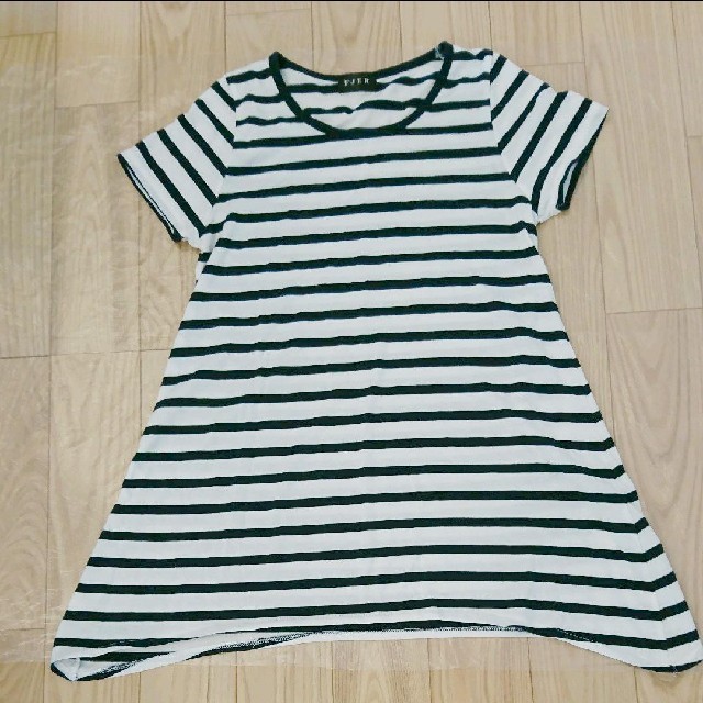 しまむら(シマムラ)のしまむら イレヘムボーダーTシャツ レディースのトップス(Tシャツ(半袖/袖なし))の商品写真