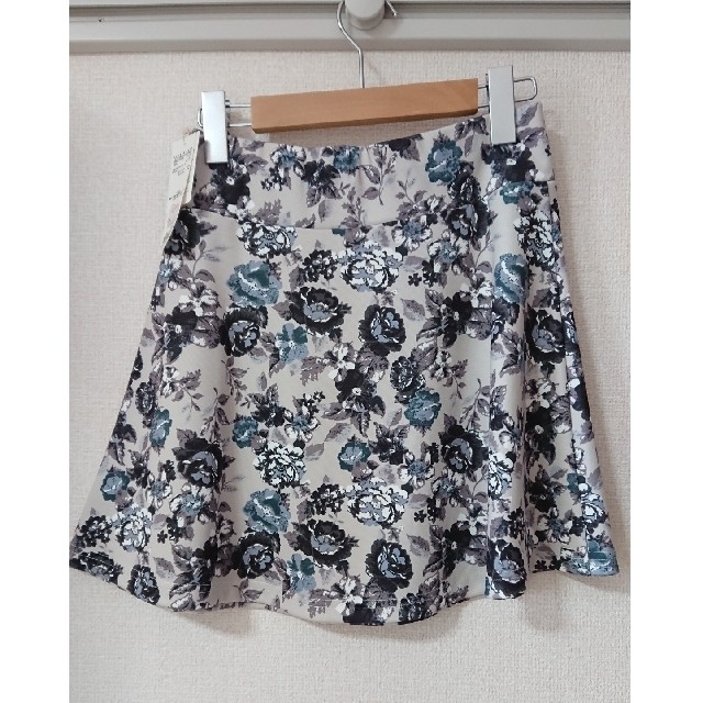 LOWRYS FARM(ローリーズファーム)の大幅値下げ❤️花柄スカート★ レディースのスカート(ミニスカート)の商品写真