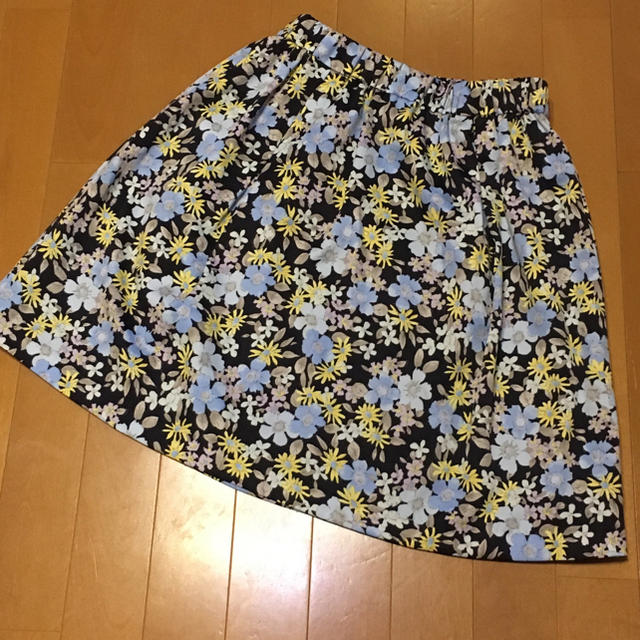 Bon mercerie(ボンメルスリー)の美品♡BonMercerie♡花柄スカート レディースのスカート(ひざ丈スカート)の商品写真