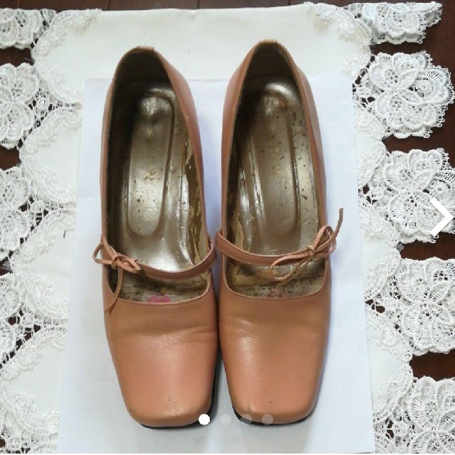 優しいサーモンピンクのパンプス muse レディースの靴/シューズ(ハイヒール/パンプス)の商品写真
