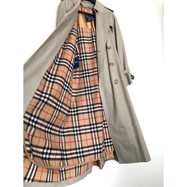 BURBERRY(バーバリー)のバーバリートレンチコート   ✴︎美品✴︎ レディースのジャケット/アウター(トレンチコート)の商品写真