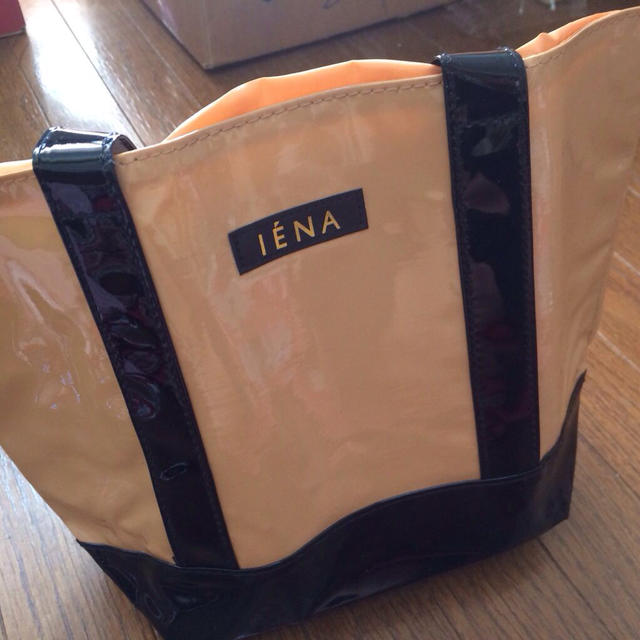 IENA(イエナ)のイエナ★エナメルトート レディースのバッグ(トートバッグ)の商品写真