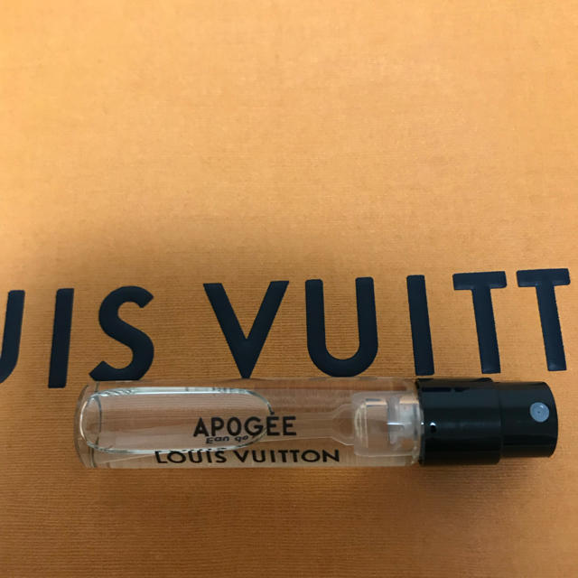 LOUIS VUITTON(ルイヴィトン)の新品 未開封 ルイヴィトン 香水  apogee  コスメ/美容の香水(香水(女性用))の商品写真