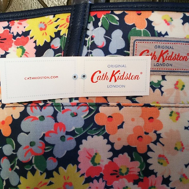 Cath Kidston(キャスキッドソン)の【Tiara0612様専用】キャス・キッドソン ・トートバッグ レディースのバッグ(トートバッグ)の商品写真