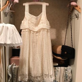 クロエ(Chloe)の最終価格🍮Chloé eyelet race onepiece.(ひざ丈ワンピース)