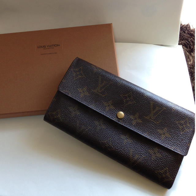 LOUIS VUITTON - ルイヴィトン 長財布