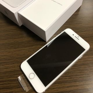 アイフォーン(iPhone)の【新品未使用】iPhone8 SIMフリー(スマートフォン本体)