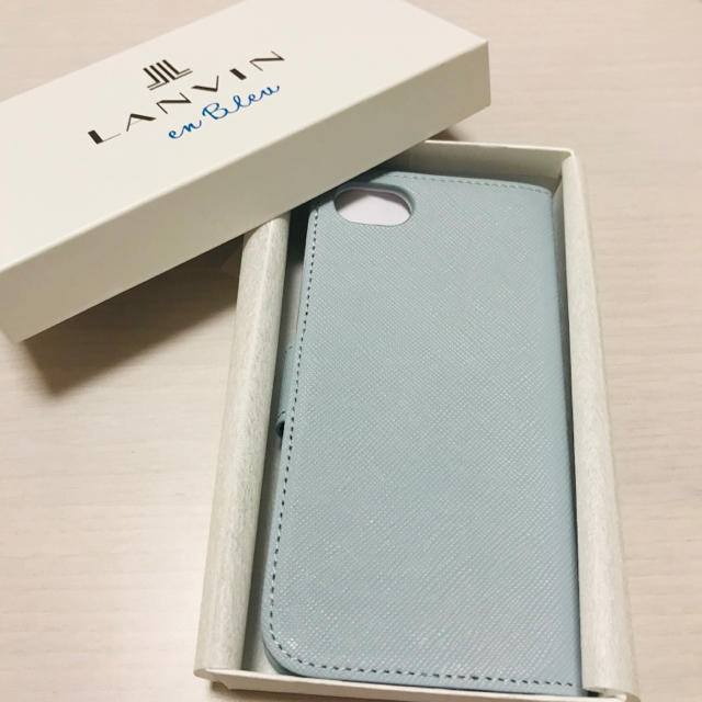 LANVIN en Bleu(ランバンオンブルー)の新品 ランバンオンブルー 手帳型スマホケース パスケース★ランバン リュック スマホ/家電/カメラのスマホアクセサリー(iPhoneケース)の商品写真