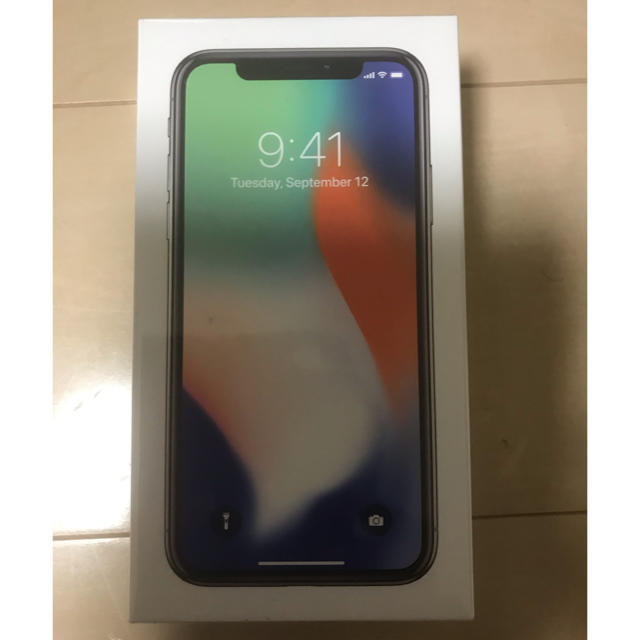 iPhone X 64GB シルバー未使用品 docomo