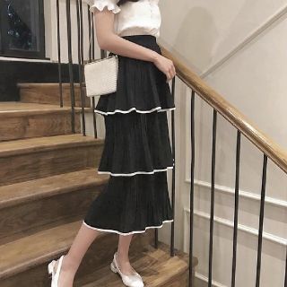 メリージェニー(merry jenny)のCHIFFON PLEATED DRESS SKIRT.

(ロングスカート)