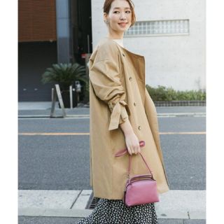 アーバンリサーチロッソ(URBAN RESEARCH ROSSO)のリボンスリーブノーカラーコート    BEIGE(スプリングコート)