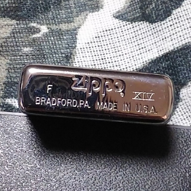 ZIPPO(ジッポー)のジッポーライター ブラックバス? メンズのファッション小物(タバコグッズ)の商品写真