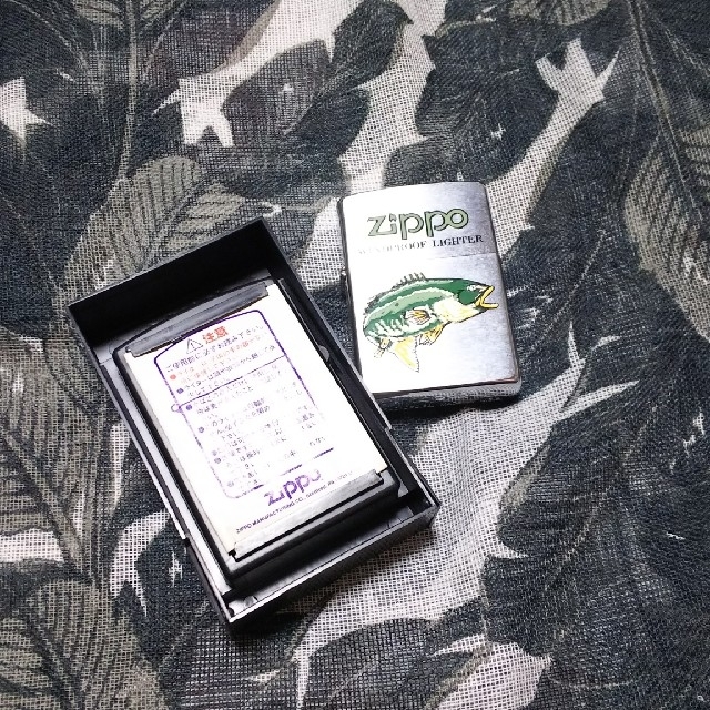 ZIPPO(ジッポー)のジッポーライター ブラックバス? メンズのファッション小物(タバコグッズ)の商品写真