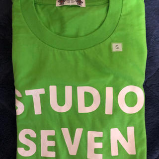 ジーユー(GU)のSTUDIO SEVEN Tシャツ(Tシャツ/カットソー(半袖/袖なし))