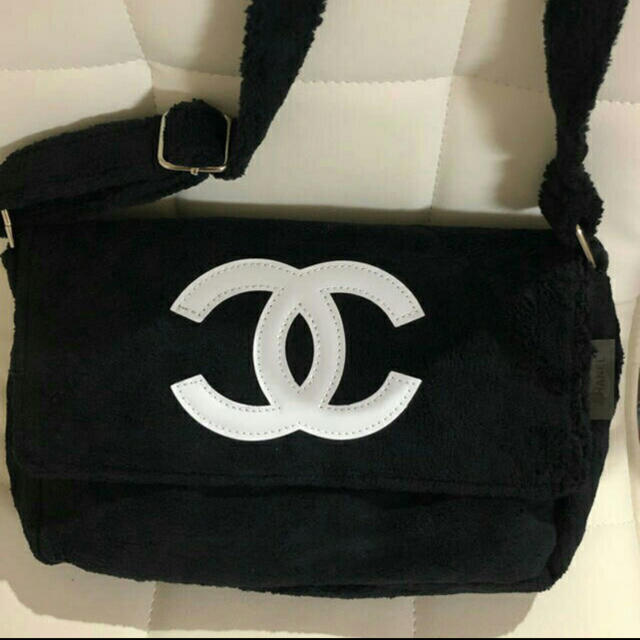 防弾少年団 テテ着用 CHANEL バッグ 期間限定値下げの通販 by あ 防弾少年団 テテ着用 CHANEL バッグ 期間限定値下げの通販 by あ