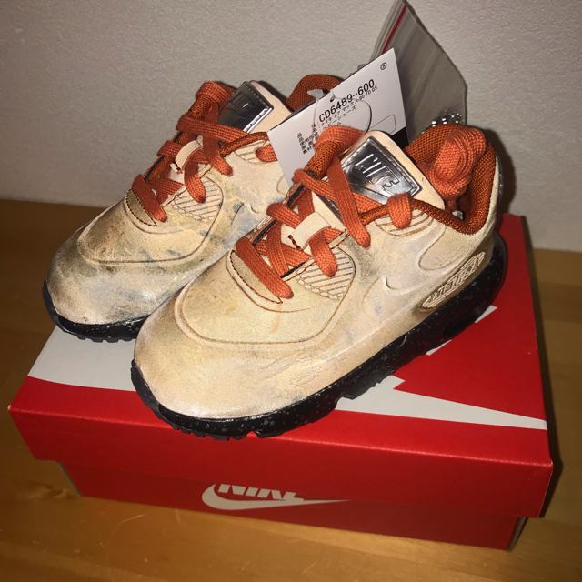 NIKE(ナイキ)のNIKE AIR MAX 90 QS MARS LANDING ベビー キッズ キッズ/ベビー/マタニティのベビー靴/シューズ(~14cm)(スニーカー)の商品写真