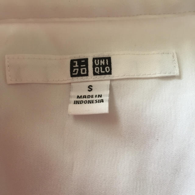 UNIQLO(ユニクロ)のユニクロ  ストレッチシャツ Sサイズ レディースのトップス(シャツ/ブラウス(長袖/七分))の商品写真