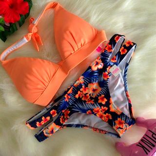 ヴィクトリアズシークレット(Victoria's Secret)の新品 VS/PINK プッシュアップ Plungeホルタービキニset(水着)