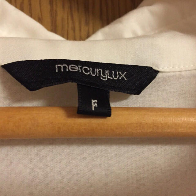 MERCURYDUO(マーキュリーデュオ)のmercury Lux  ブラウス レディースのトップス(シャツ/ブラウス(長袖/七分))の商品写真