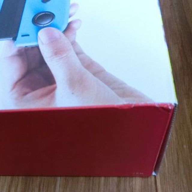 Nintendo Switch(ニンテンドースイッチ)の新品未開封 送料込 ニンテンドースイッチ ネオン カラー エンタメ/ホビーのゲームソフト/ゲーム機本体(家庭用ゲーム機本体)の商品写真