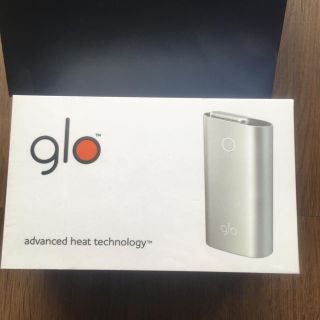 グロー(glo)のglo グローシルバー 本体スターターキット 新品未開封☆送料込み(タバコグッズ)