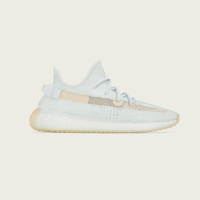 adidas yeezy boost 350 v2 hyperspace