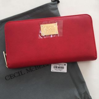 セシルマクビー(CECIL McBEE)の新品 セシルマクビー 四角プレート ラウンドファスナー 長財布 レッド 赤(財布)