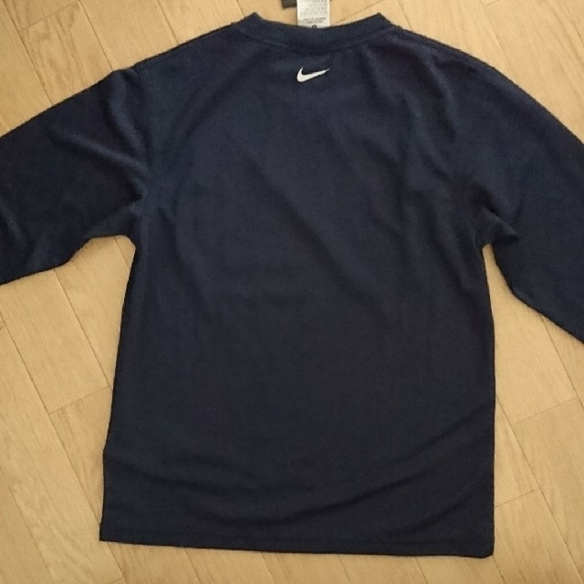 NIKE(ナイキ)のナイキ 長袖カットソー 130 キッズ/ベビー/マタニティのキッズ服男の子用(90cm~)(Tシャツ/カットソー)の商品写真