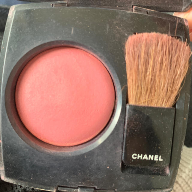 CHANEL(シャネル)のシャネルチーク♡ピンク美品です コスメ/美容のベースメイク/化粧品(チーク)の商品写真