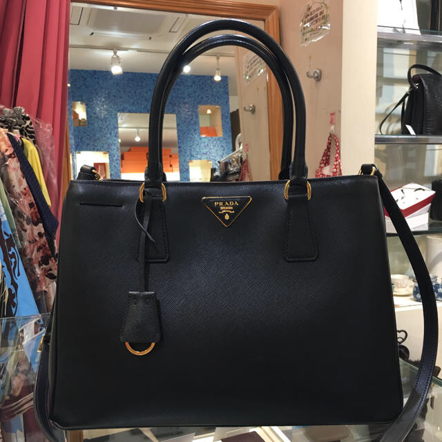 豪華 PRADA 1BA874 ブラック 2wayトートバッグ サフィアーノ プラダ PRADA - トートバッグ 