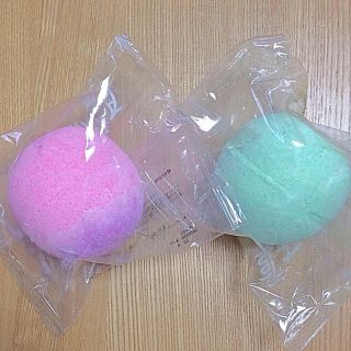 ラッシュ(LUSH)の新品未使用♡LUSHバスバス 2点セット(その他)