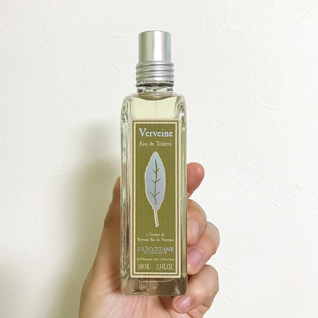 L'OCCITANE(ロクシタン)の《ロクシタン》ヴァーベナ オードトワレ100ml コスメ/美容の香水(ユニセックス)の商品写真