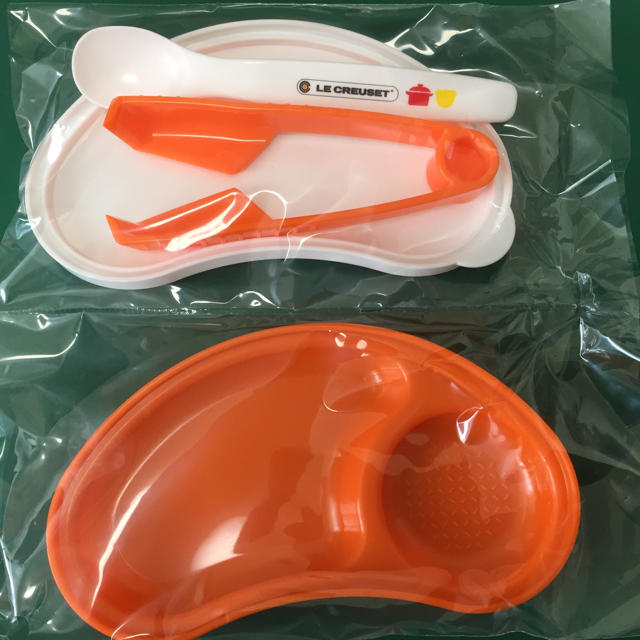 LE CREUSET(ルクルーゼ)の離乳食セット(ささやかなオマケ付き) キッズ/ベビー/マタニティの授乳/お食事用品(離乳食調理器具)の商品写真