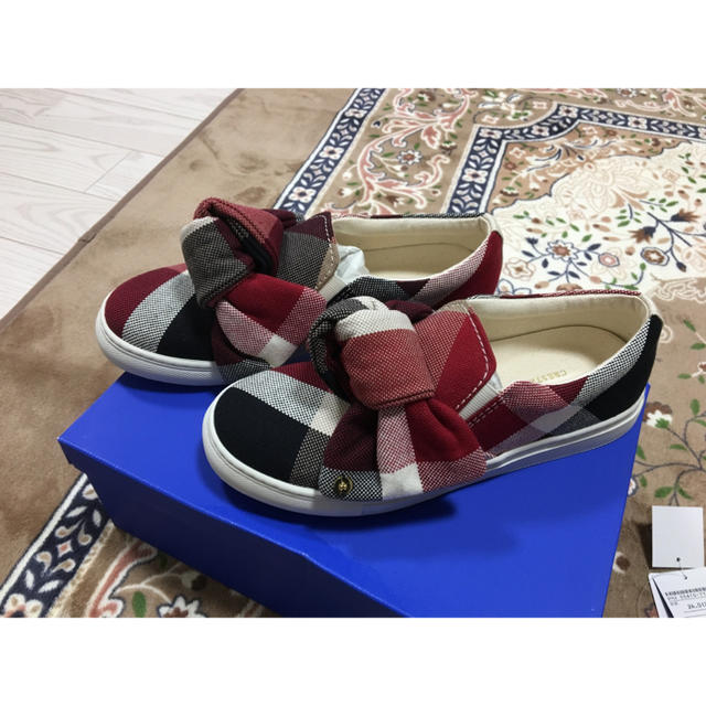 BURBERRY BLUE LABEL(バーバリーブルーレーベル)の新品 ブルーレーベル クレストブリッジ リボン スニーカー レディースの靴/シューズ(スニーカー)の商品写真