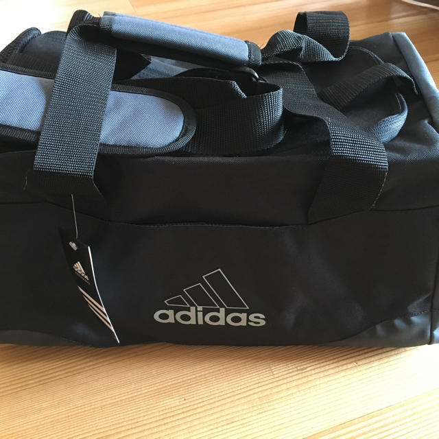 adidas(アディダス)のさくら様専用  アディダス スポーツバッグ スポーツ/アウトドアのスポーツ/アウトドア その他(その他)の商品写真