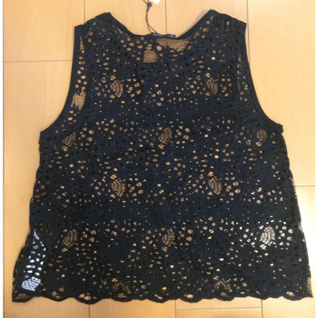 ZARA(ザラ)のZARA レーストップス 未使用 タグ付き レディースのトップス(カットソー(半袖/袖なし))の商品写真