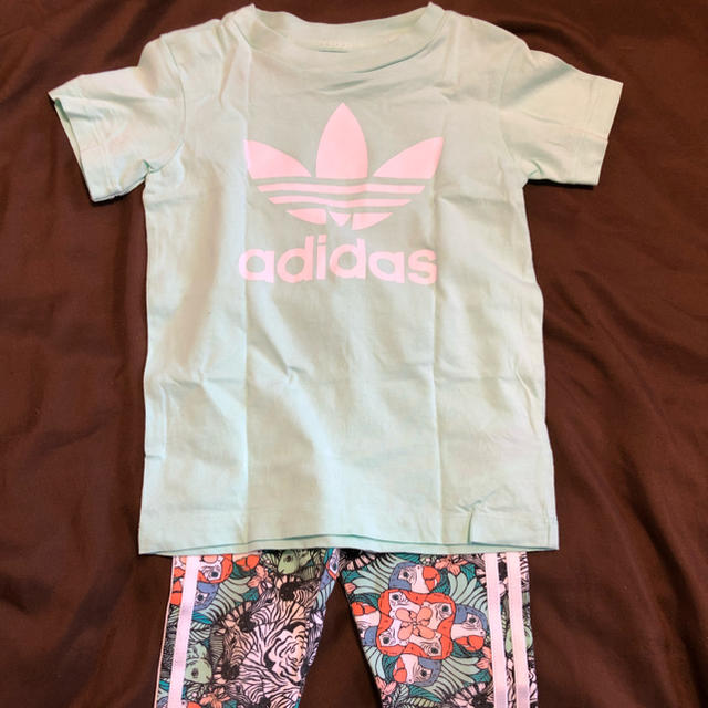 adidas(アディダス)のadidas セットアップ キッズ/ベビー/マタニティのベビー服(~85cm)(Ｔシャツ)の商品写真