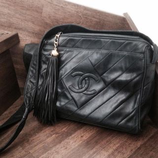 シャネル(CHANEL)のCHANEL＊ラムスキンショルダーバッグ(ショルダーバッグ)