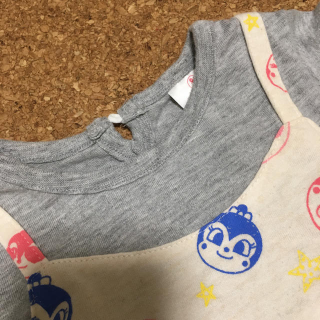 BANDAI(バンダイ)の専用 アンパンマン重ね着風Tシャツ キッズ/ベビー/マタニティのベビー服(~85cm)(Ｔシャツ)の商品写真