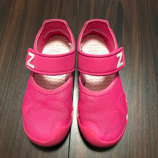 ニューバランス(New Balance)の水陸両用サンダル 18.5 (サンダル)