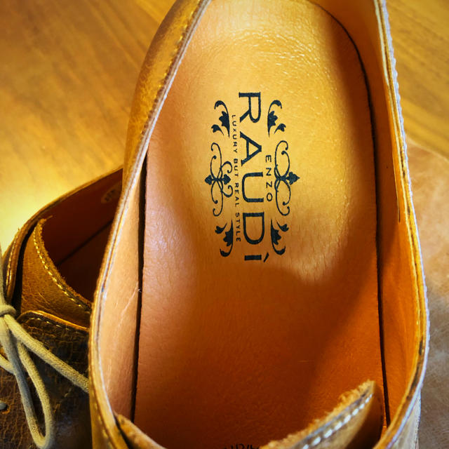 REGAL(リーガル)の⭐️美品⭐️RAUDI ラウディ キャップトゥ メンズの靴/シューズ(ドレス/ビジネス)の商品写真