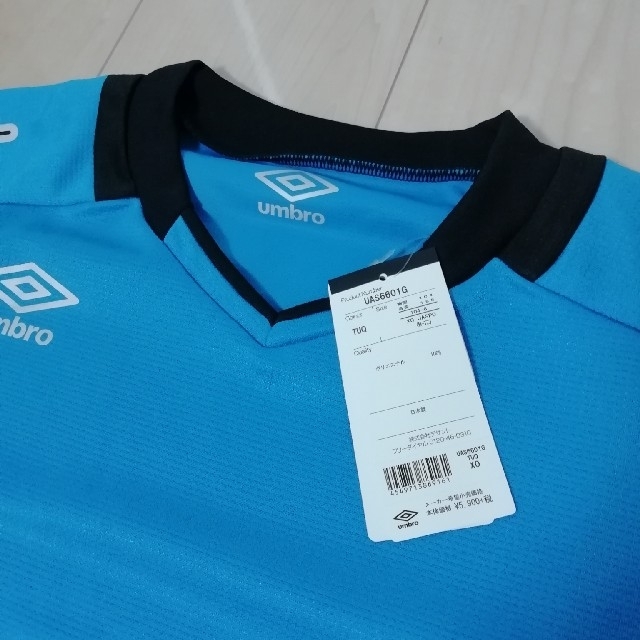 UMBRO(アンブロ)の新品XO☆アンブロ高品質トレーニングシャツ スポーツ/アウトドアのサッカー/フットサル(ウェア)の商品写真