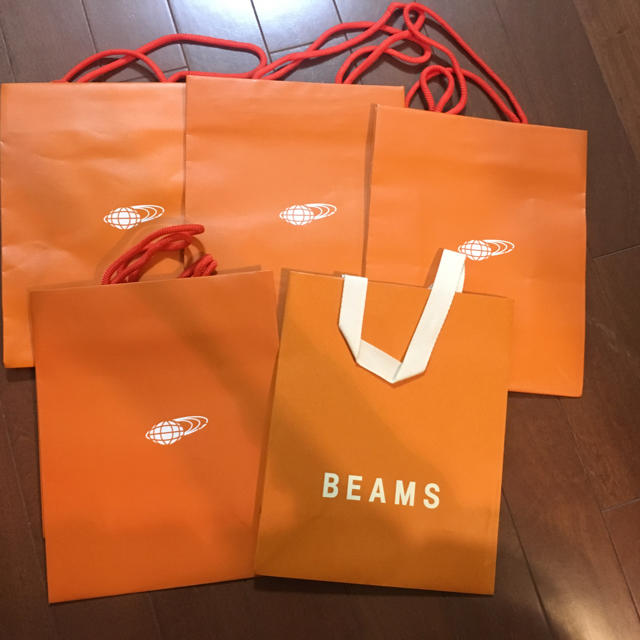 BEAMS(ビームス)のBEAMS ショッピングバッグ5枚 レディースのバッグ(ショップ袋)の商品写真