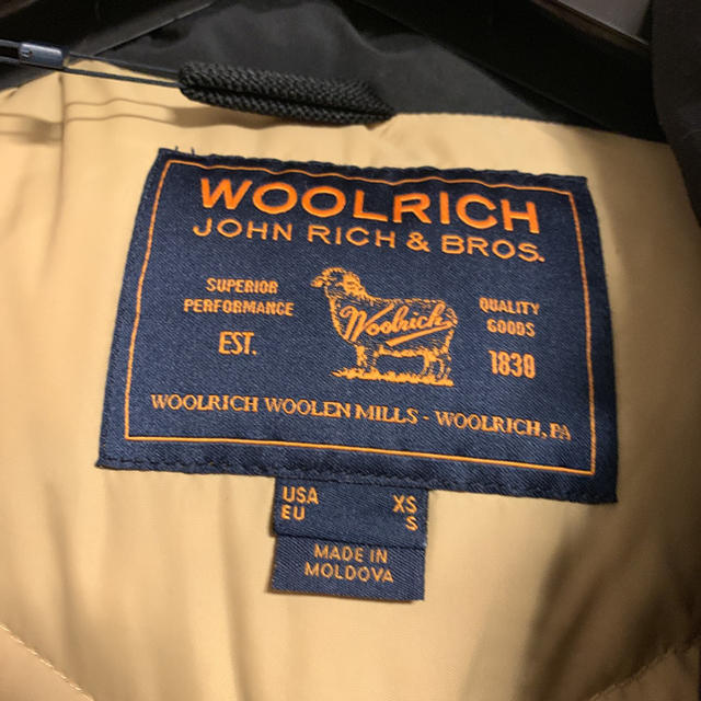 WOOLRICH(ウールリッチ)の【新品】【大幅値下げ】ウールリッチアークティックパーカー メンズのジャケット/アウター(ダウンジャケット)の商品写真