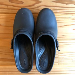 クロックス(crocs)のcrocs 厚底レディースサンダル(サンダル)