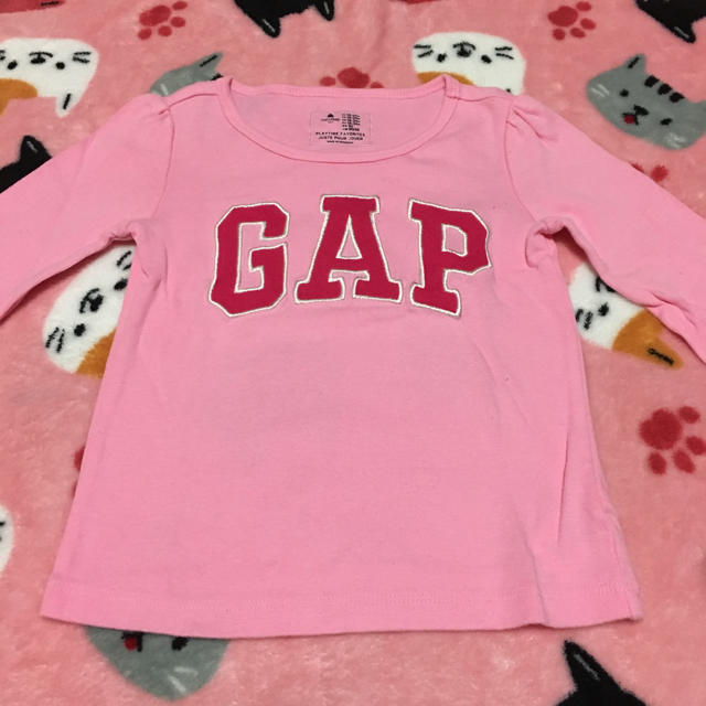 babyGAP(ベビーギャップ)の女の子GAPロングTシャツ キッズ/ベビー/マタニティのキッズ服女の子用(90cm~)(Tシャツ/カットソー)の商品写真