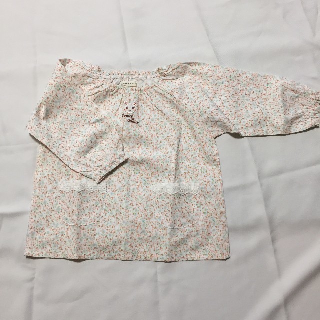 coeur a coeur(クーラクール)の未使用 クーラクール スモック 90 キッズ/ベビー/マタニティのキッズ服女の子用(90cm~)(その他)の商品写真