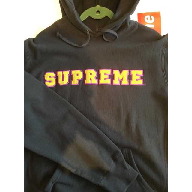 supreme Cord Collegiate Logo